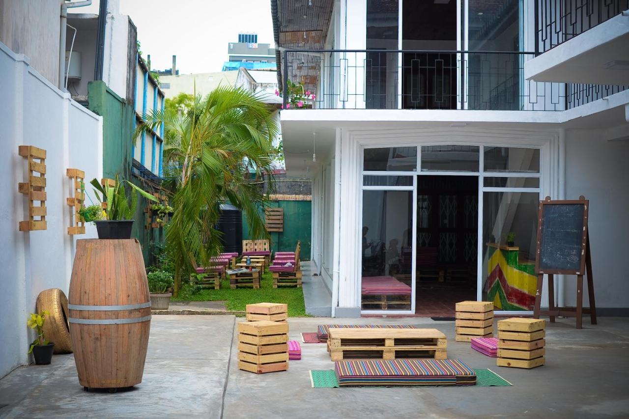 Groove House Hostels Kolombo Zewnętrze zdjęcie